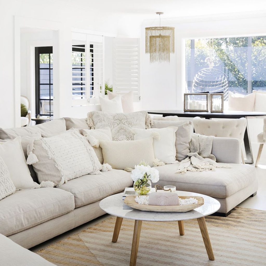 Relaxed-Living-Room-Design-via-Three-Birds-Renovation-58