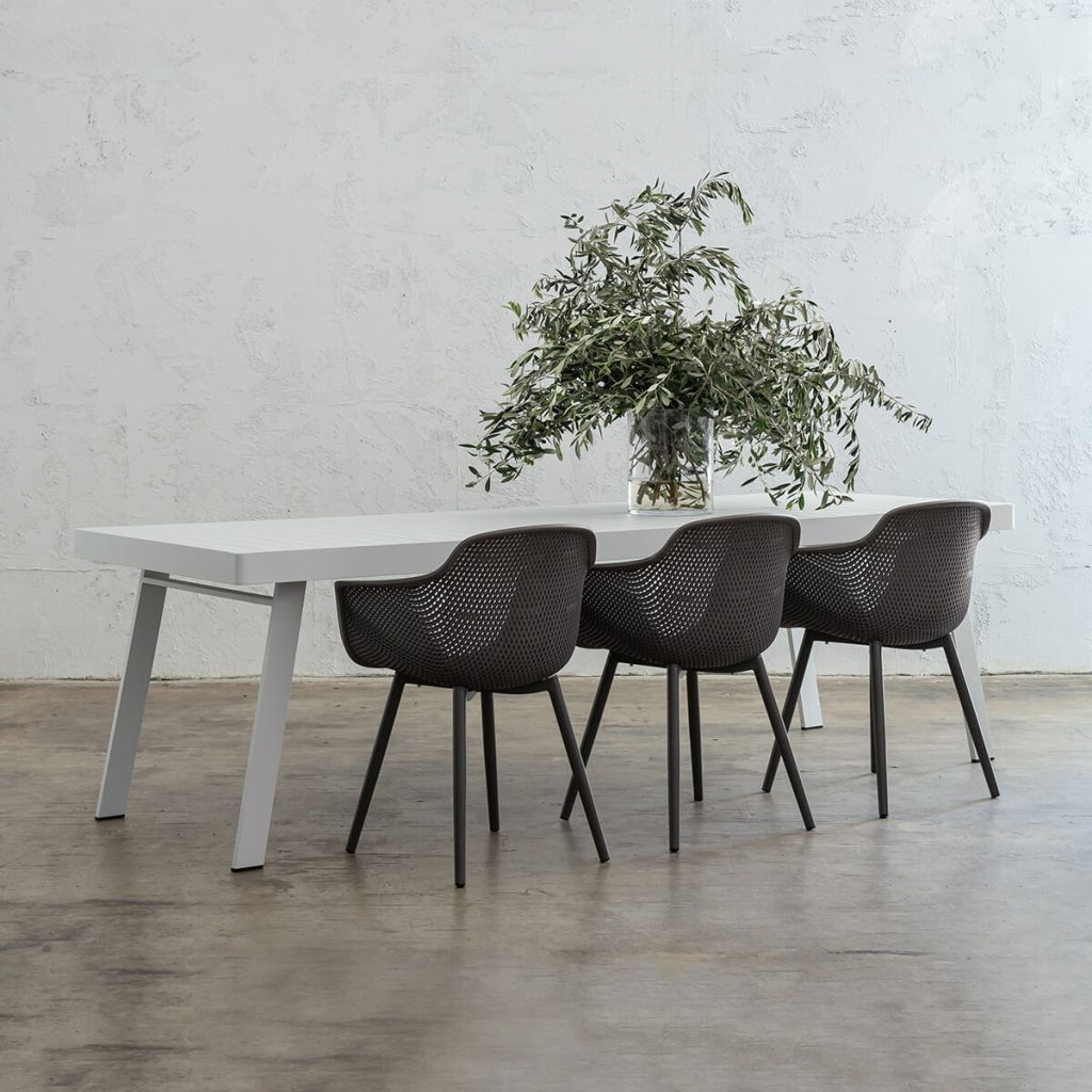 Palomaslattedoutdoordiningtable260cmwithgreyEttachairs-183