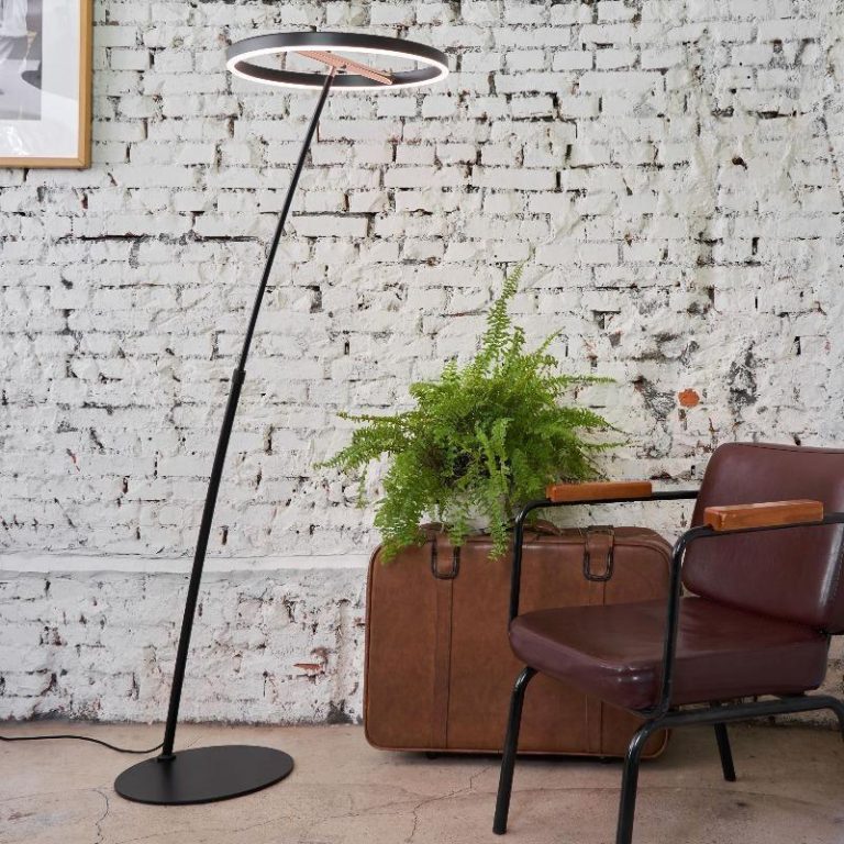 sol-floor-lamp-best-2022-home-office-1-147