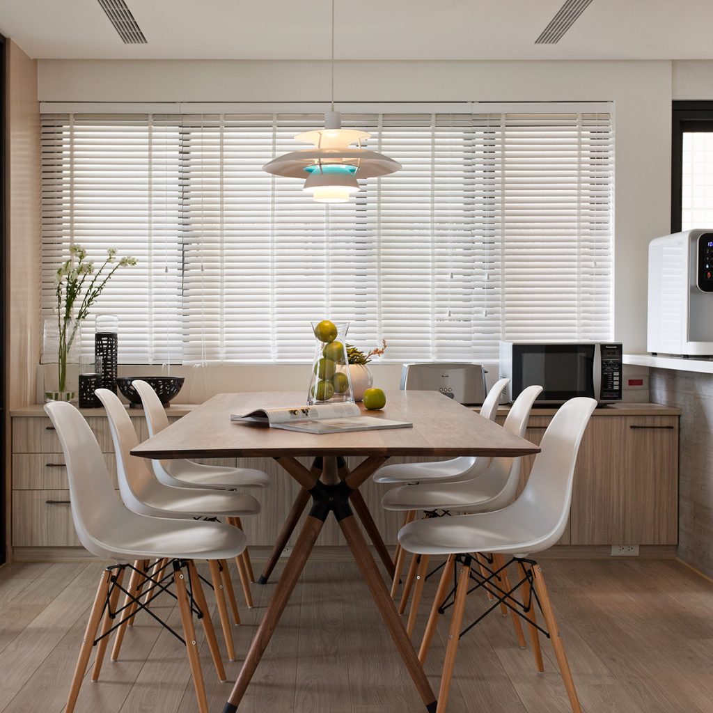 Arch2O-19-glamorous-modern-dining-room-design-ideas-that-will-astound-your-beloved-ones-3