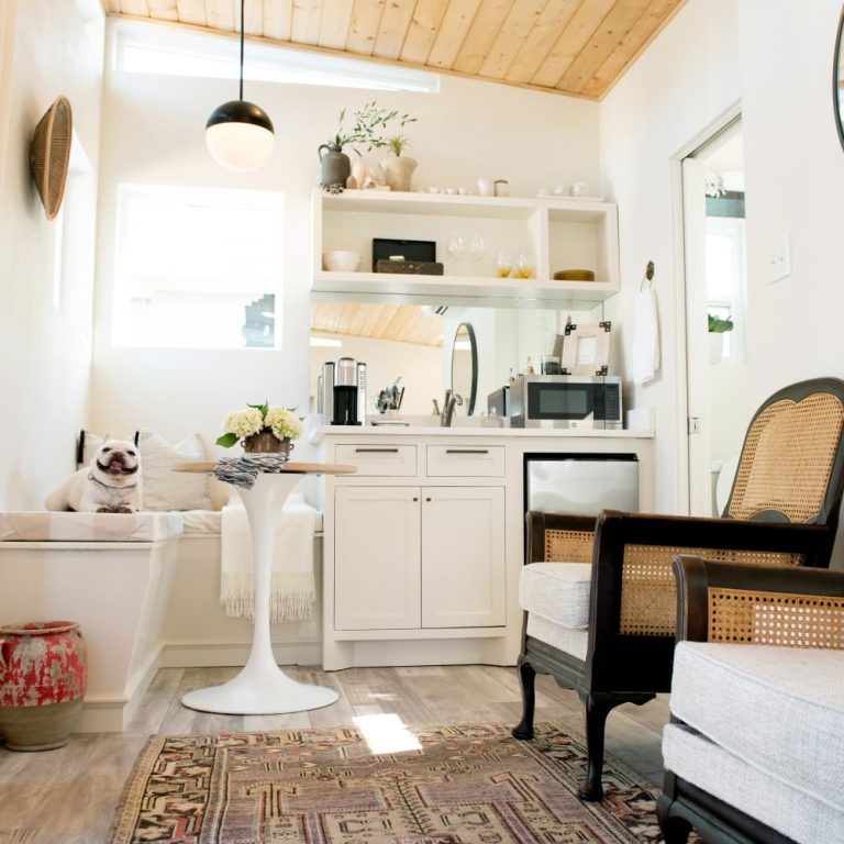 at_archive_1fcce84e7749f1279b1b43e709e81578db363100-245