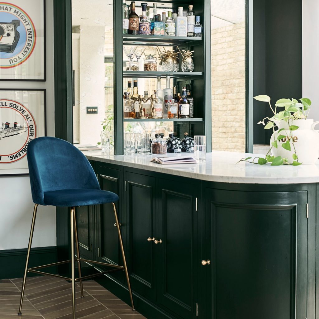 Large-LUCY_GILLIONS_KCS_471-147