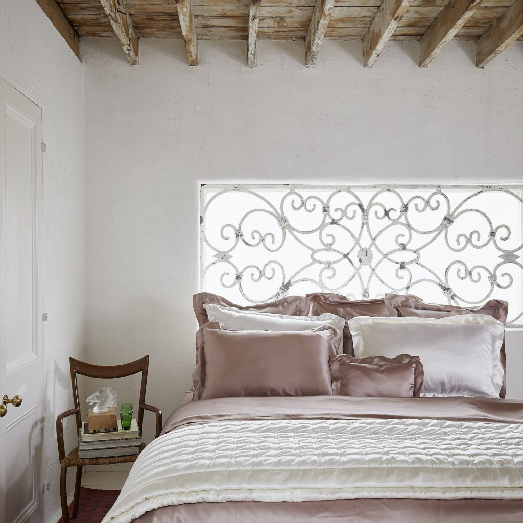 bedroom-ideas-french-decor-silk-1643892433-95