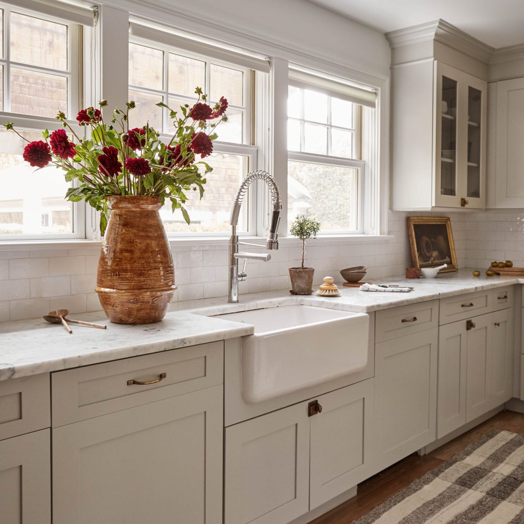 classic-kitchen-ideas-1-becca-interiors-southampton-1fa5dd2c931141ae84ca870ca583e254-137