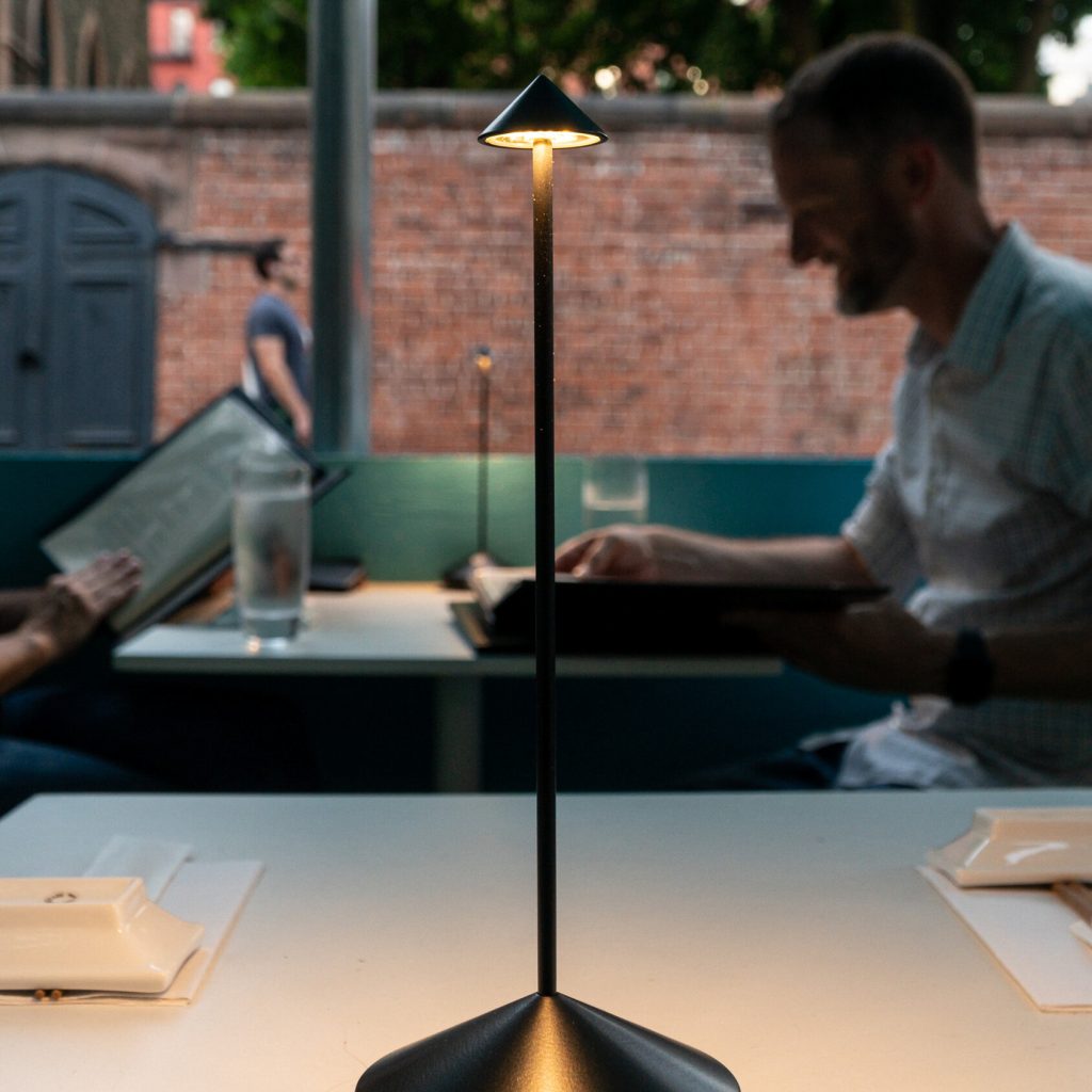 merlin_211276251_b6d4f17d-efcb-4992-8137-eb5c538fbd50-videoSixteenByNine3000-95