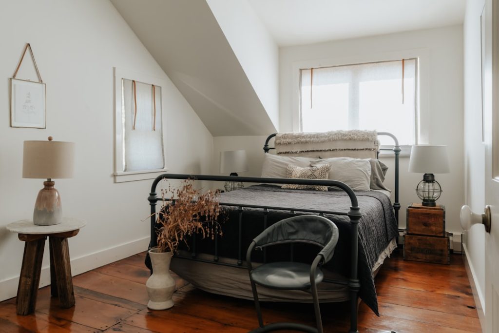 Photo bedroom floor lamp