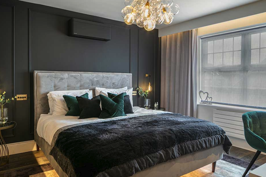 Contemporary Remote Controlled Pendant Light for Cozy Bedroom Ambiance